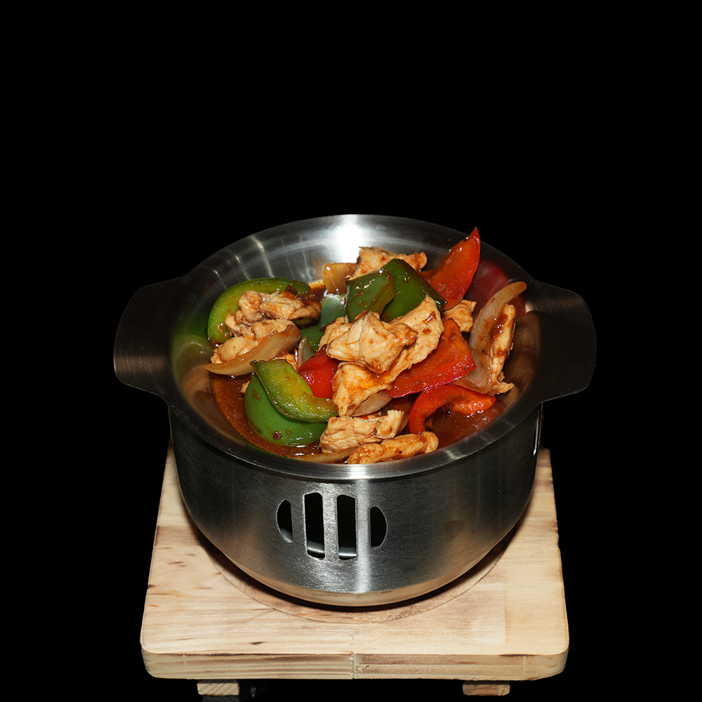 Mini wok de pollo salsa picante