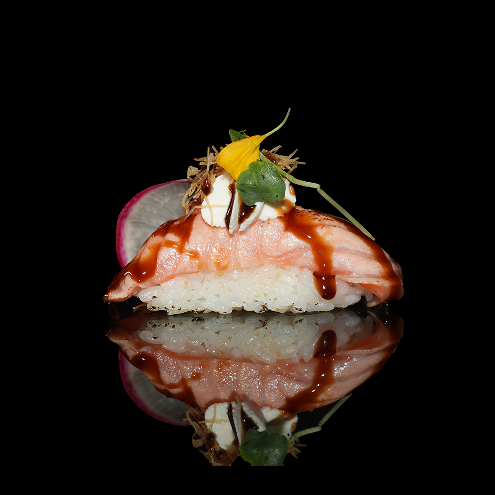 Nigiri salmón flameado con Philadelphia 2u